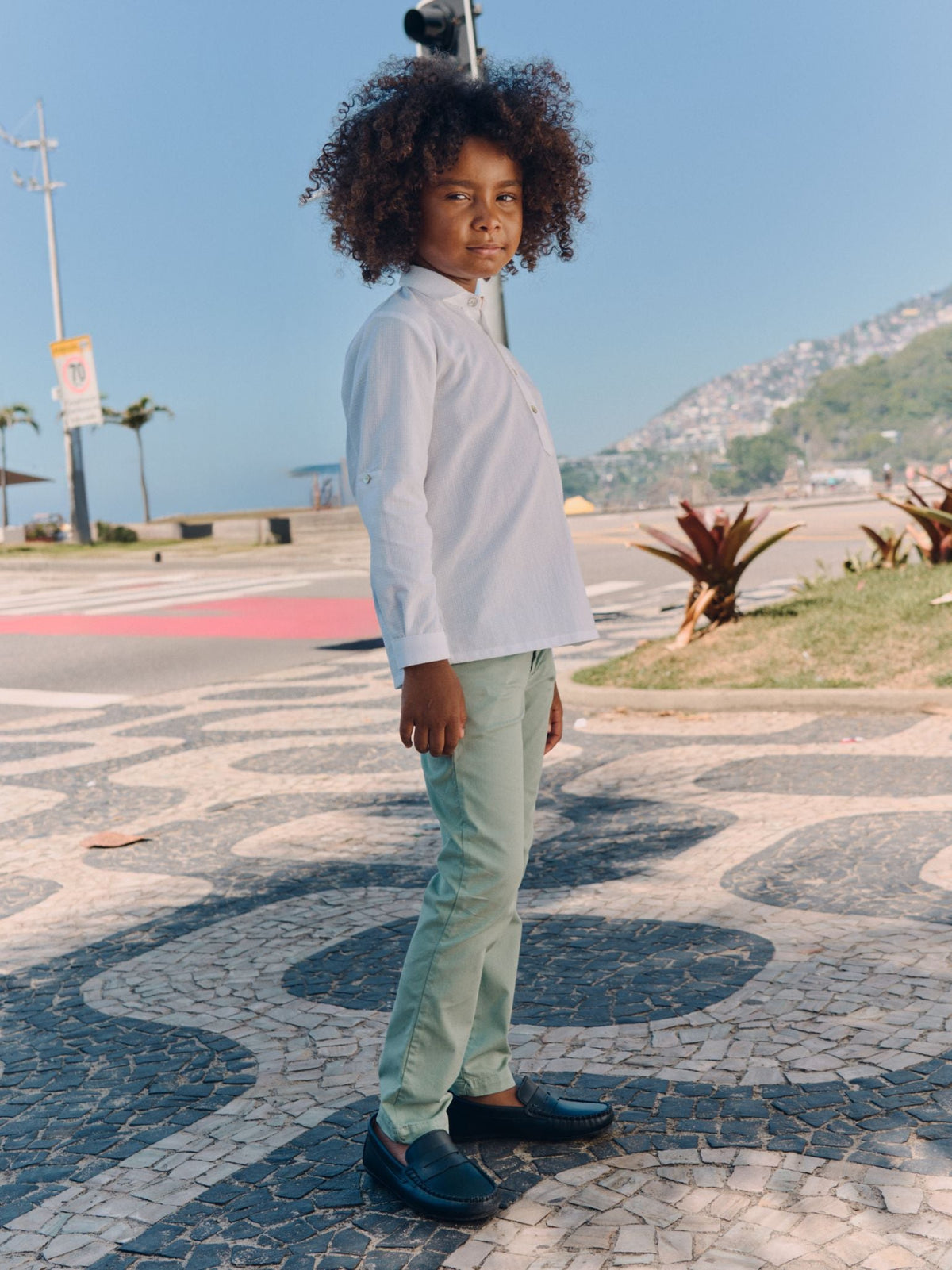 Chino garçon vert sauge